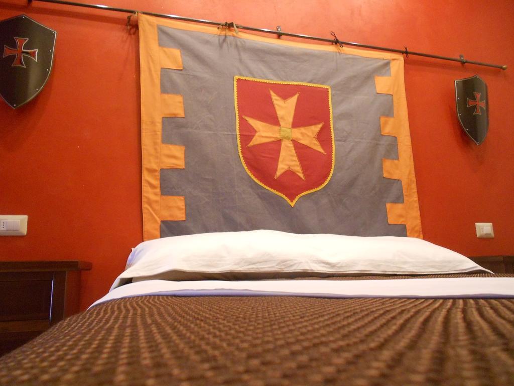 פיאצה ארמרינה B&B Dimora Del Conte חדר תמונה